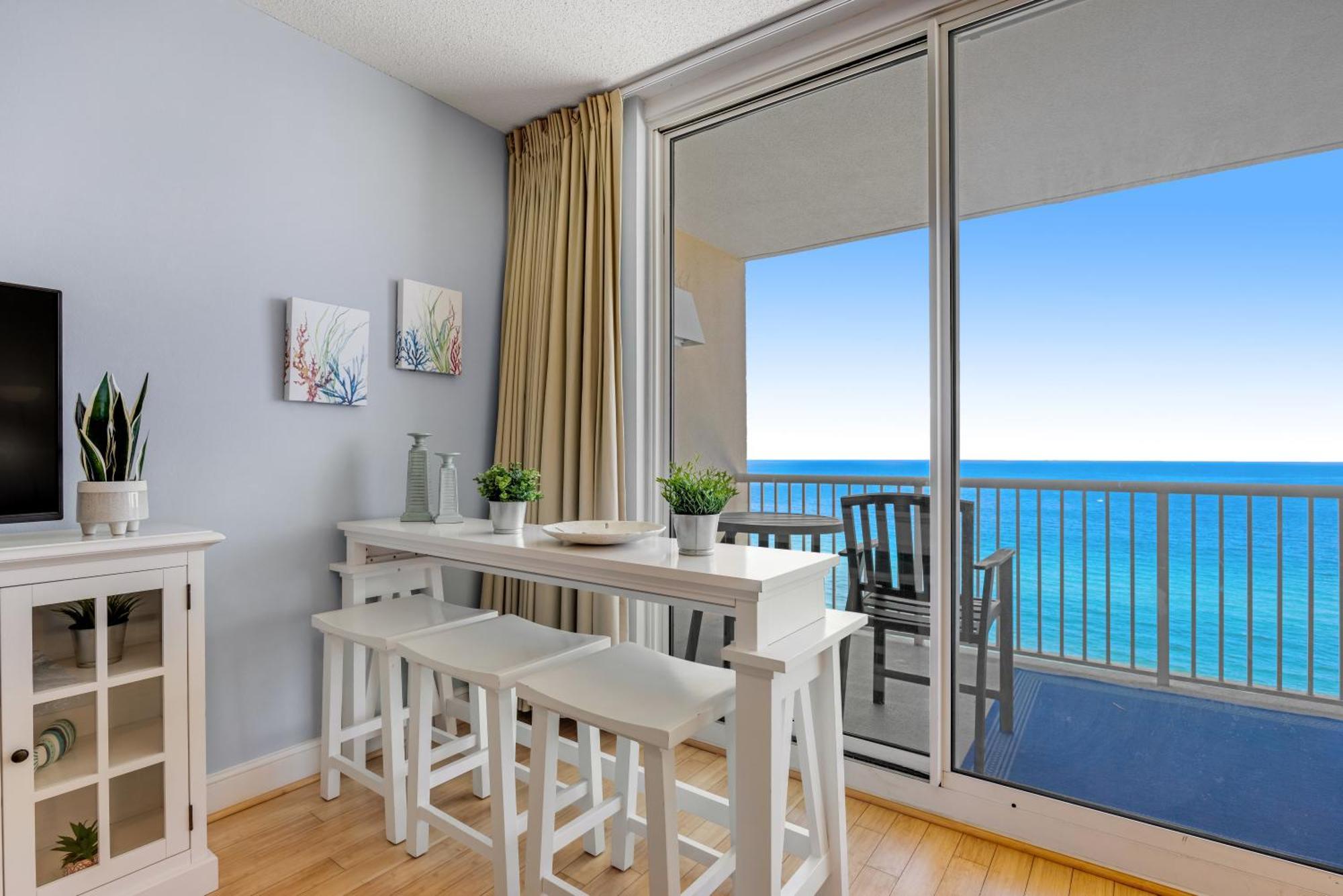 Parking Fee Included-Majestic 1-1606! Gulf Front 1Bedroom, Pool,Hot Tubs,Tennis Panama City Beach Exterior photo